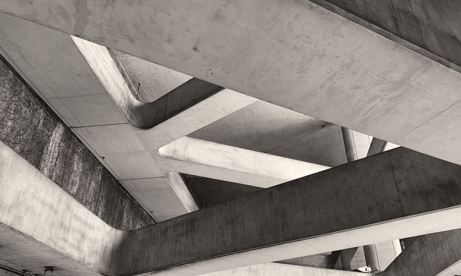 Concrete structure seen from below